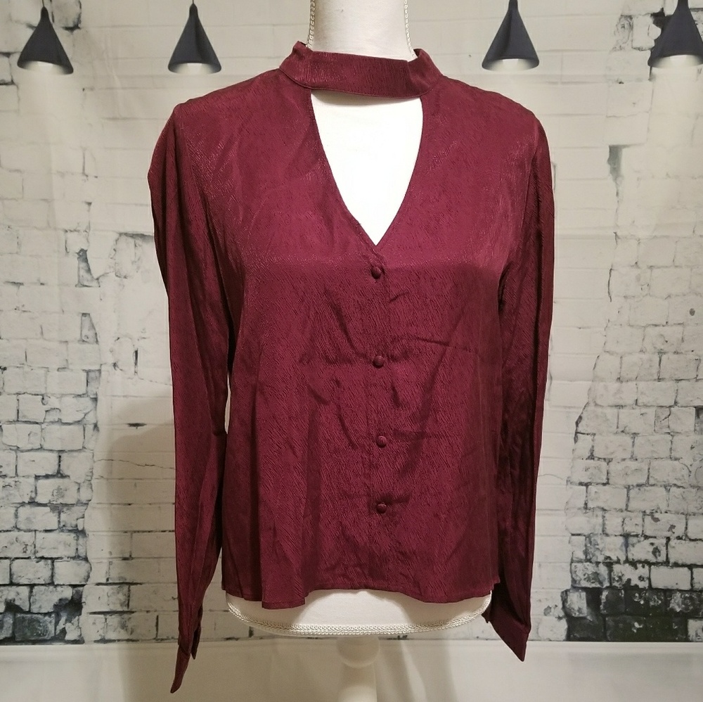Wren & Willa top